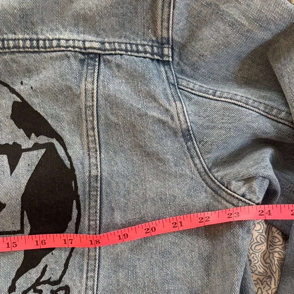 Obey Worldwide Jean Jacket Light Blue Denim Fist Earth Shatter Graphic Black XL - Picture 12 of 16